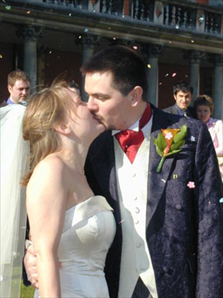 Confetti Kiss