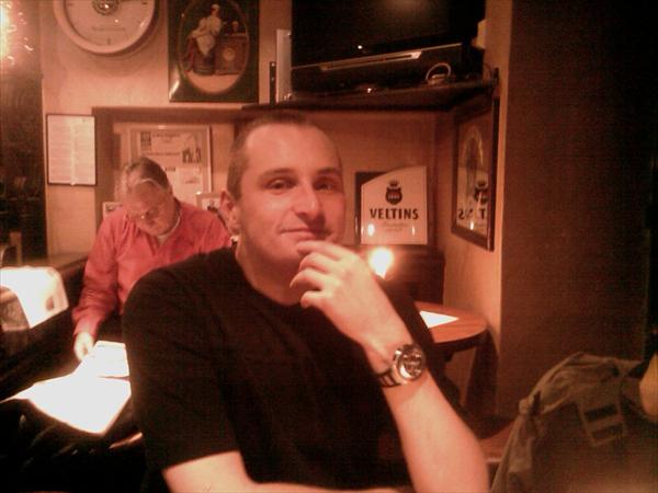 Gary "Ein kleines Bier" Heslop